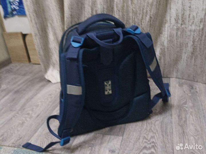 Школьный рюкзак