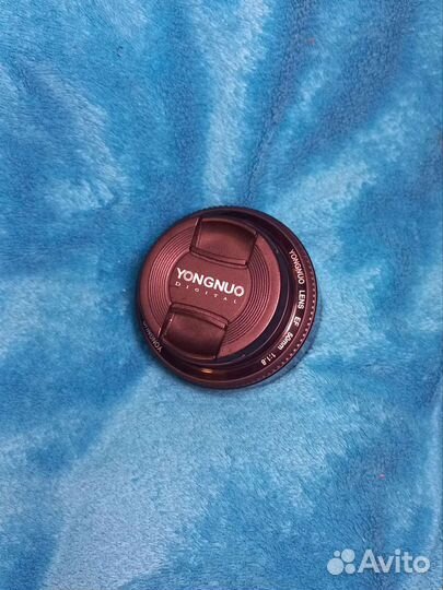 Объектив YongNuo 50mm f 1.8 для canon