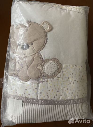 Бортик в детскую кроватку, новый