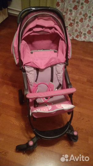 Прогулочная коляска