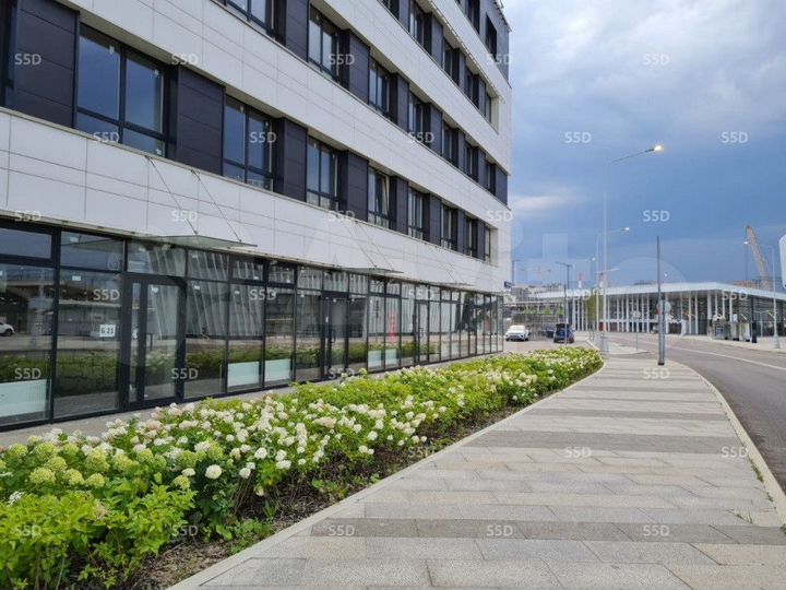 Сдам торговое помещение, 343.9 м²