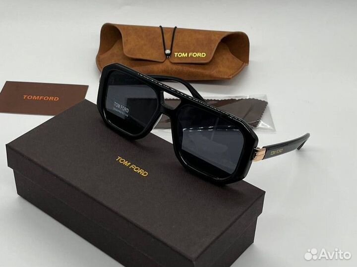 Солнцезащитные очки женские Tom Ford