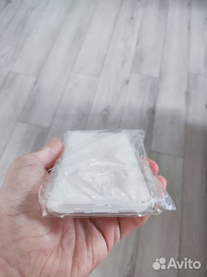 Чехол на iPhone 15 прозрачный