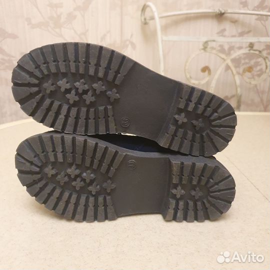 Новые ботинки нат.замша 32