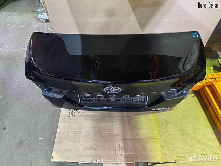 Дверь багажника авто Toyota Camry 70