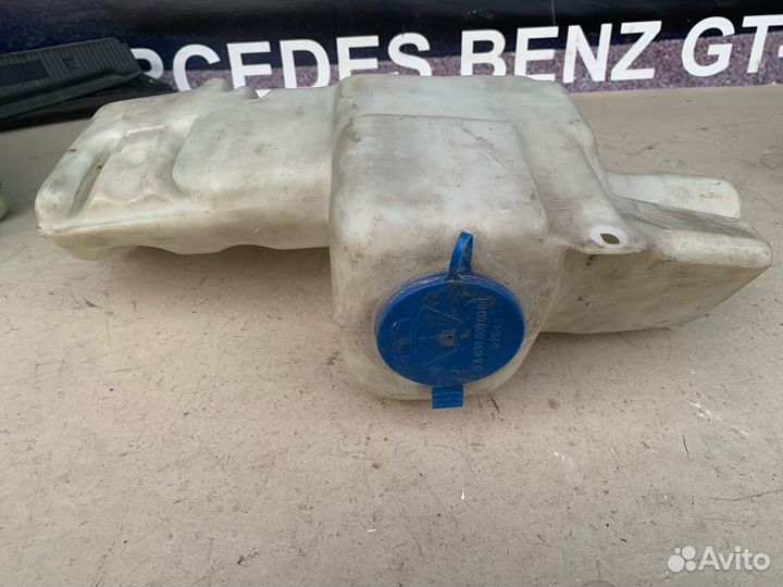 Бачок омывателя mercedes W638 vito viano