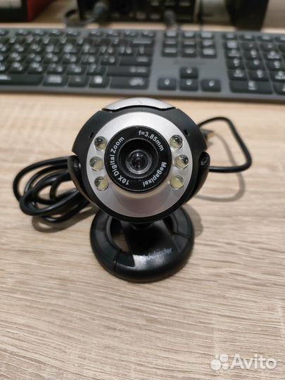 Веб-камера Defender C-110