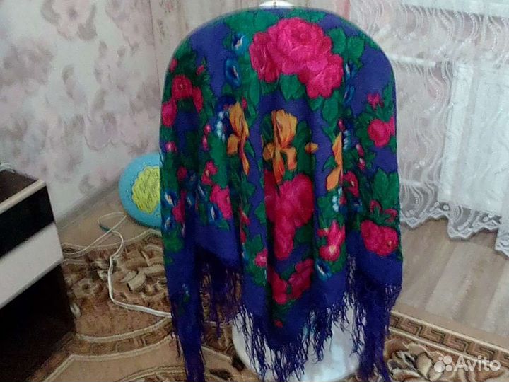 Павлопосадский платок145/145красив.времен.ссср