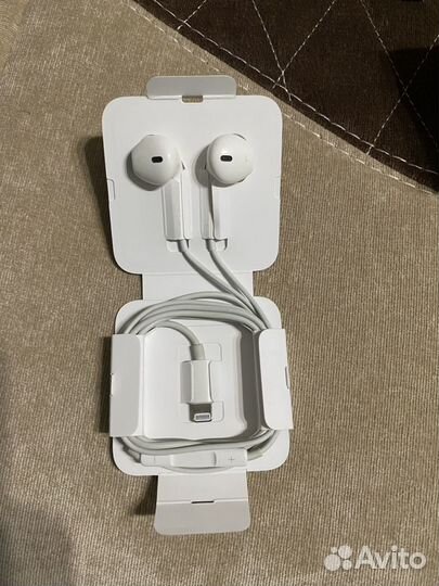 Наушники apple earpods lightning