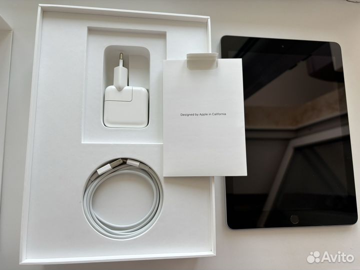 Apple iPad 9.7 2018 32Gb Space Gray