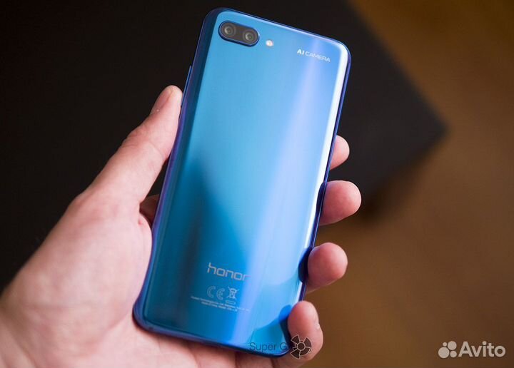 HONOR 10, 4/64 ГБ