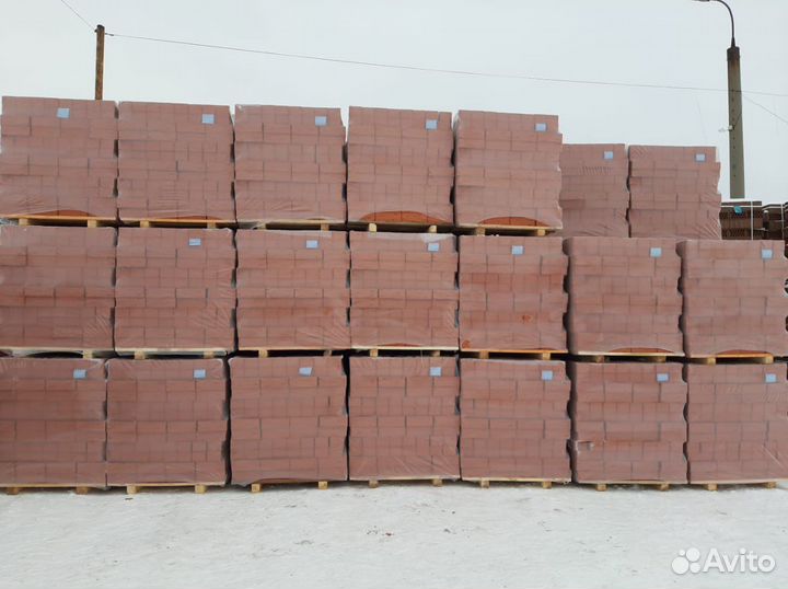 Кирпич облицовочный красный