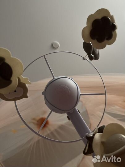 Infantino Мобиль на кроватку