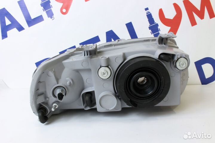 Фара передняя левая Chevrolet Aveo T200