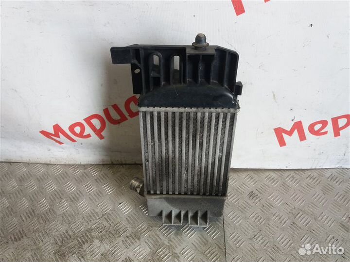 Интеркулер Toyota Yaris XP90 2009