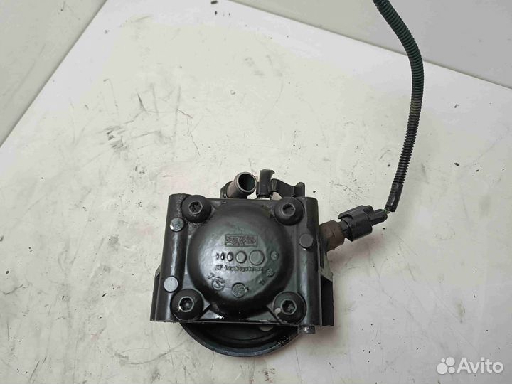 Насос гидроусилителя руля Ford Focus