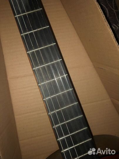 Классическая гитара Yamaha C40