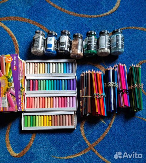 Торг,Карандаши, пастель, камень, мастихины