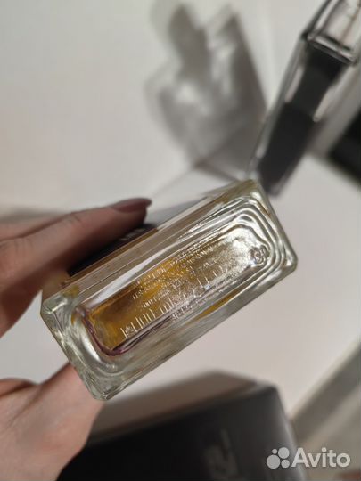 Serge Lutens un bois vanille и Fils de joie