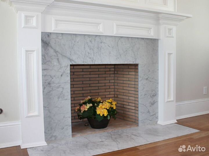 Облицовка камина из мрамора