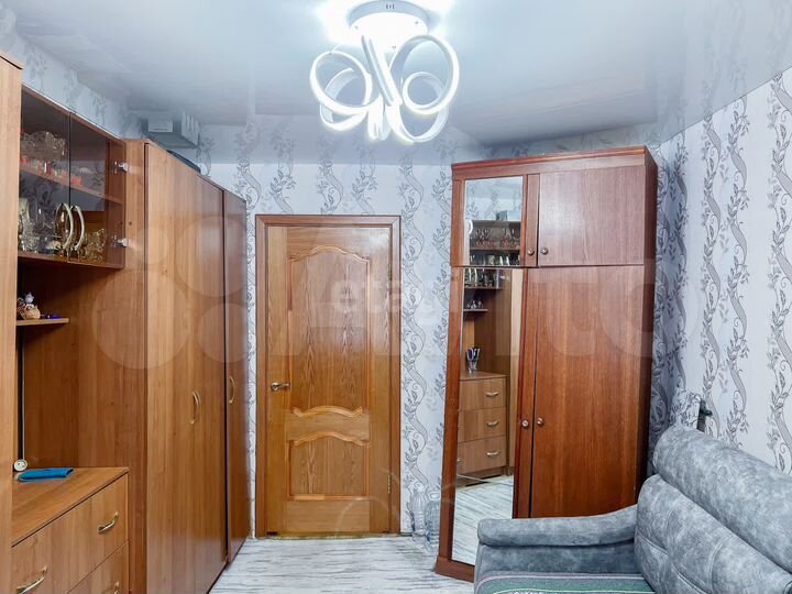 2-к. квартира, 31,9 м², 1/5 эт.