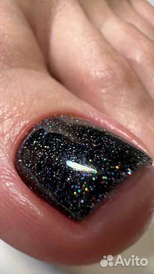 Маникюр педикюр