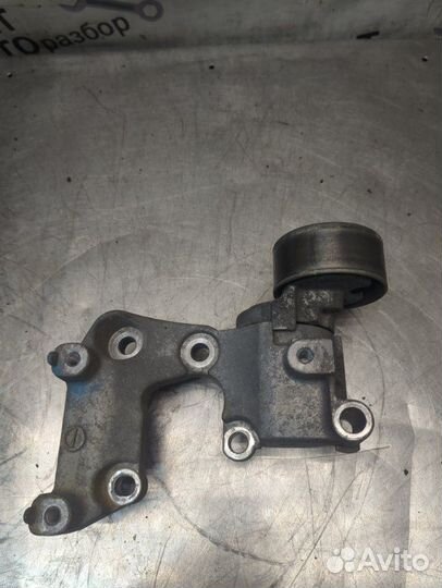 Натяжитель ремня генератора Toyota Mark X GRX-120