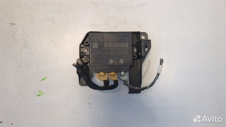 Блок управления парктрониками Audi A4 (B8), 2010