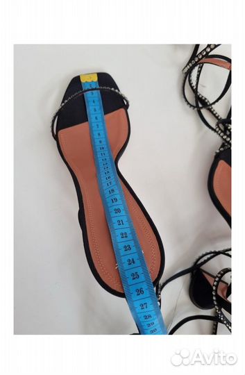 Босоножки Amina Muaddi 40,5