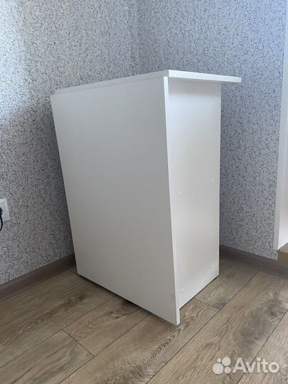 Стол для маникюра