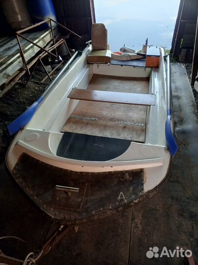 Лодка стеклопластик виза легант 390