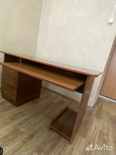 Компьютерные столы