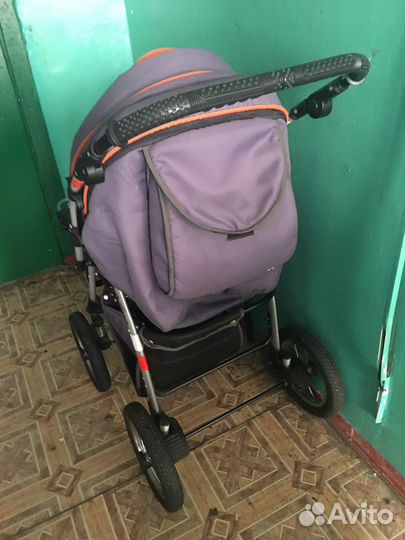 Прогулочная коляска