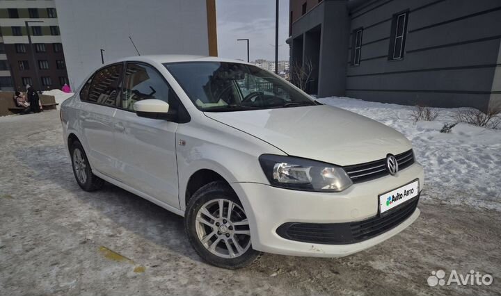 Volkswagen Polo 1.6 МТ, 2011, 220 000 км