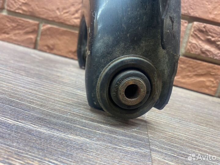 Рычаг передний левый LADA Largus X-Ray Logan 2