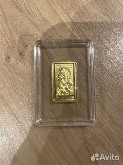 Золотая монета 50 Икона Пресвятой Богородицы