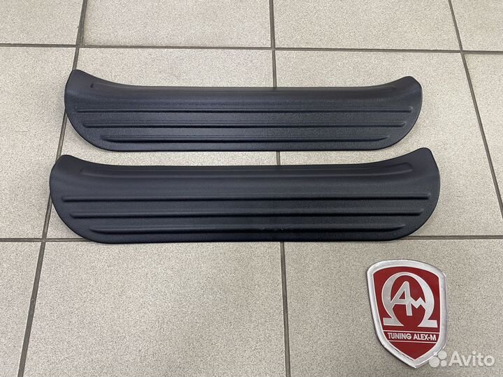 Накладки на пороги салона Volkswagen T5 / T6