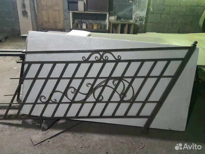 Кованные перила на лестницу