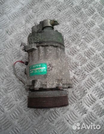 Компрессор кондиционера Volkswagen Sharan 2.8