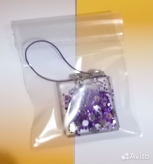 Подвеска на сумку или телефон