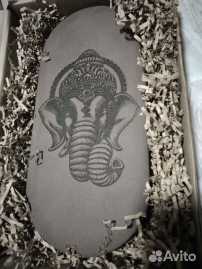 Доска Садху из Каучука с Медными Гвоздями