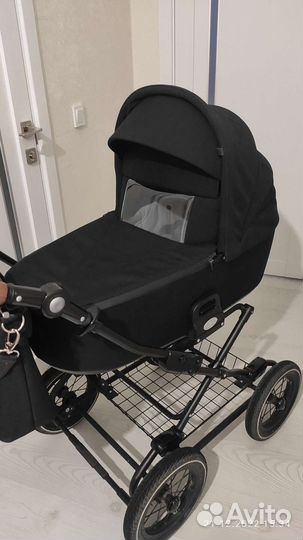 Коляска Roan Bass Next Classic 2в1