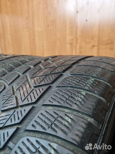 Pirelli Scorpion Winter 255/55 R20