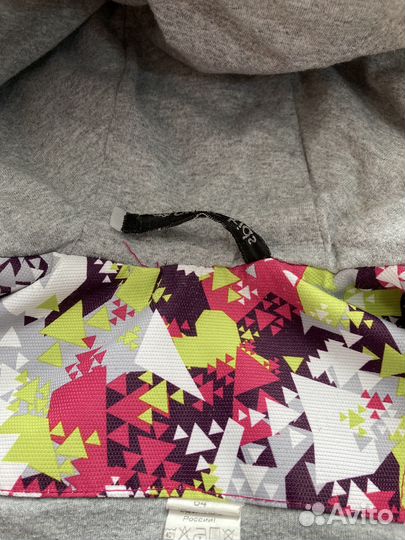 Демисезонная куртка на девочку