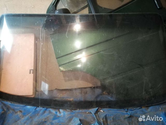 Лобовое стекло