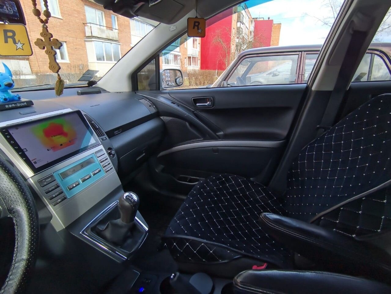 Toyota Corolla Verso: фото из отзыва