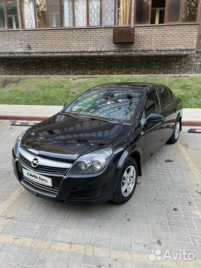 Opel Astra 1.8 МТ, 2010, 188 000 км