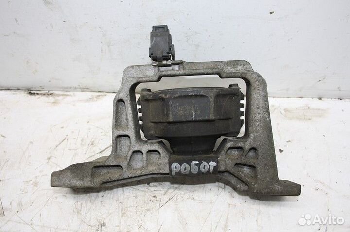 Опора двигателя правая Ford Focus III (2011—2015)