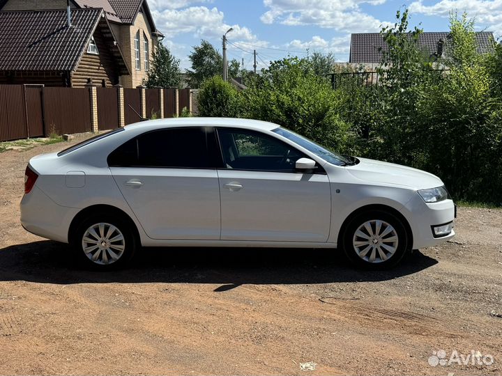 Skoda Rapid 1.6 AT, 2017, 99 600 км