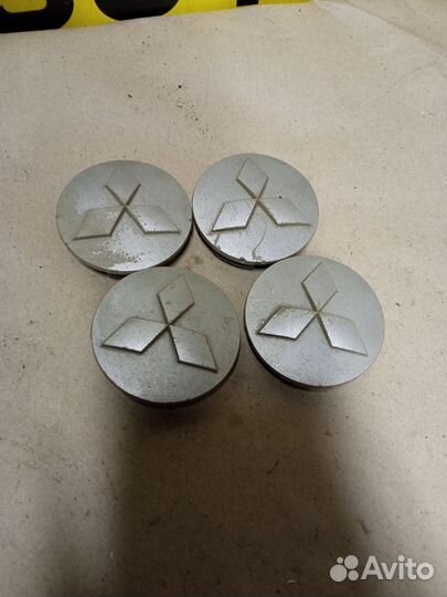 Заглушка колпачок диска Mitsubishi